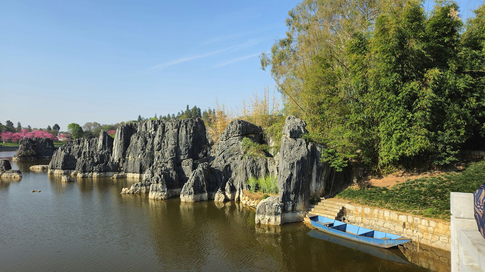 stone-forest-2-yunnan